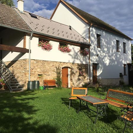 Apartman Na Vrsku Klenovice  Bagian luar foto